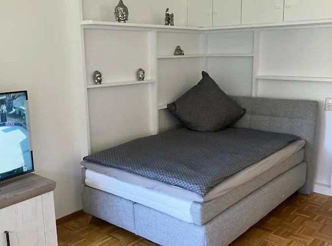 1 - - Kleine Harzperle Daire *